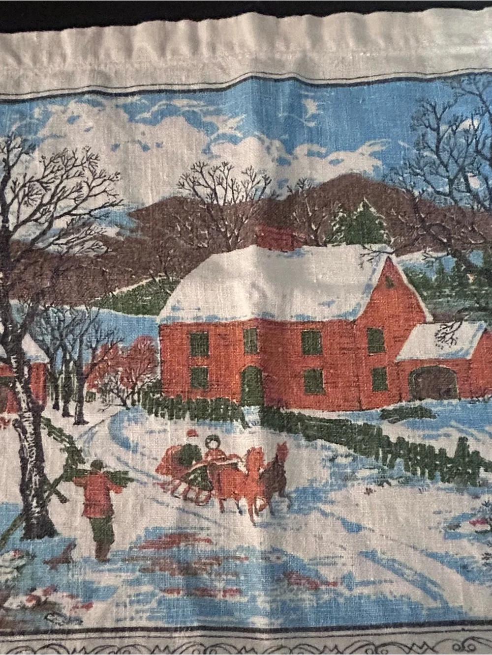Vintage 1972 Winter Calendar Tea Towel - Cream with Red and Blue